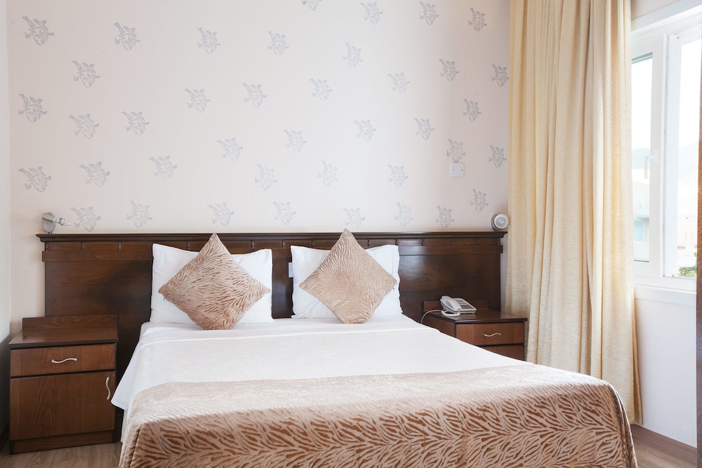 Standard Double Room - Photo 1