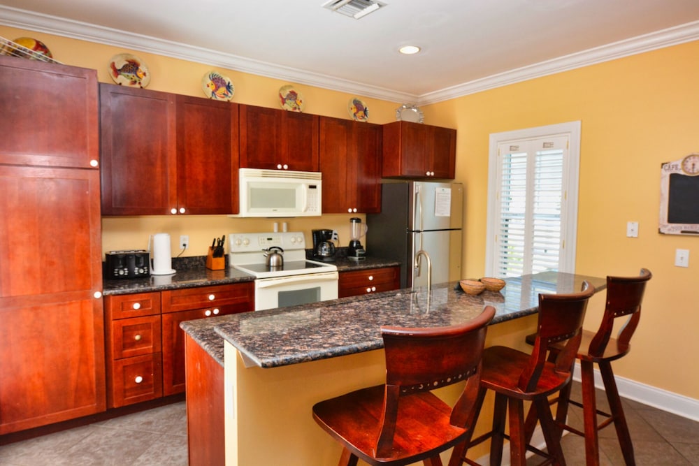 Villa photo 2