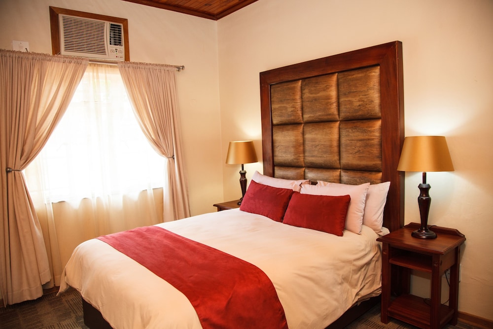 Deluxe Chalet, 2 Bedrooms, Garden Area (2) photo 1