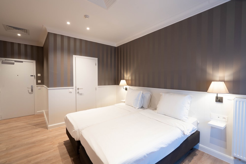 Classic Twin Room photo 2