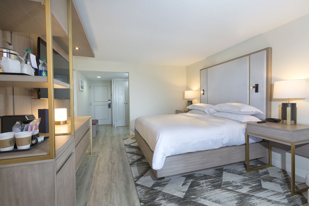 Club Room, 1 King Bed