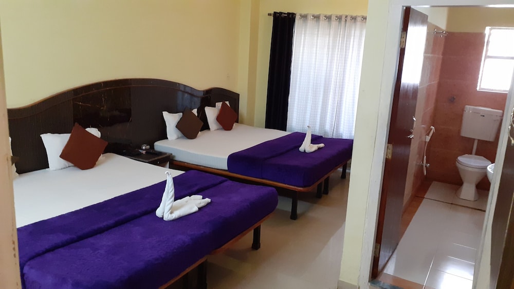 Deluxe Quadruple Room - Photo 5