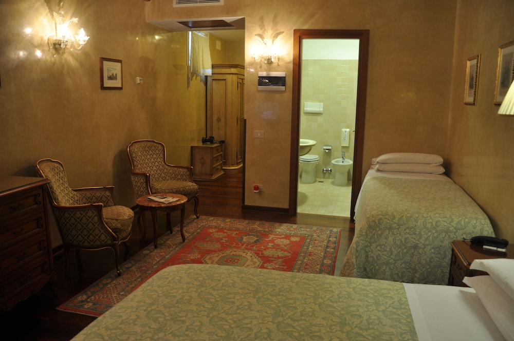 Triple Room photo 2