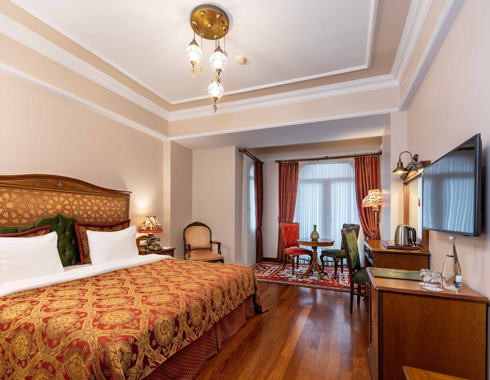 Deluxe Double or Twin Room photo 1