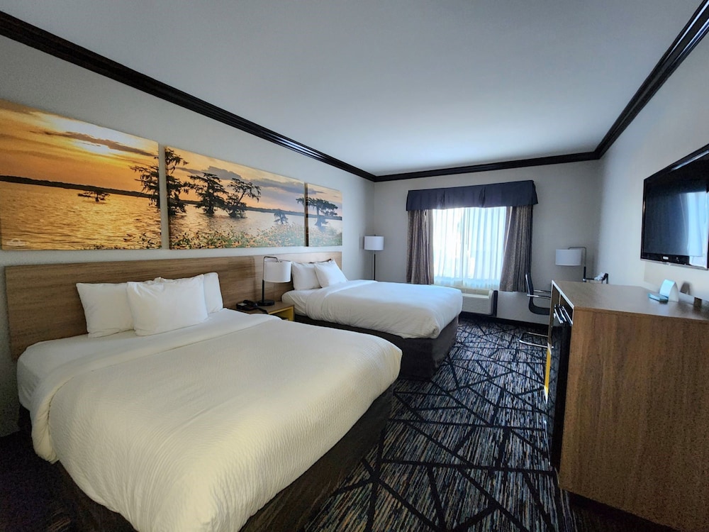 Room, 2 Queen Beds, Non Smoking - Photo 1