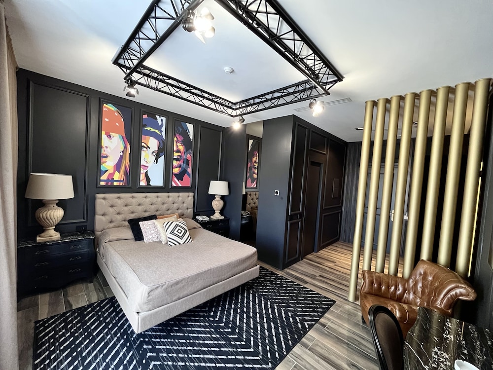 Superior Room, 1 Queen Bed