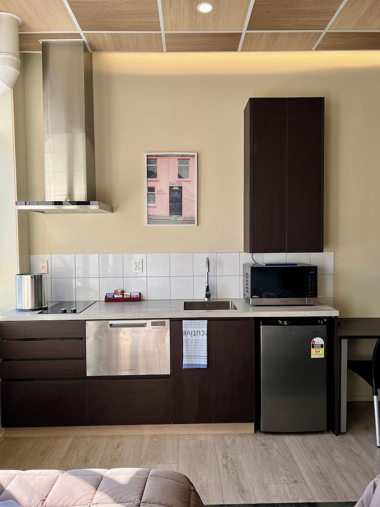 Standard Apartment, 2 Bedrooms - Photo 2