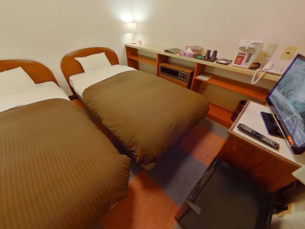 Twin Room, 2 Twin Beds, Non Smoking - Photo 7