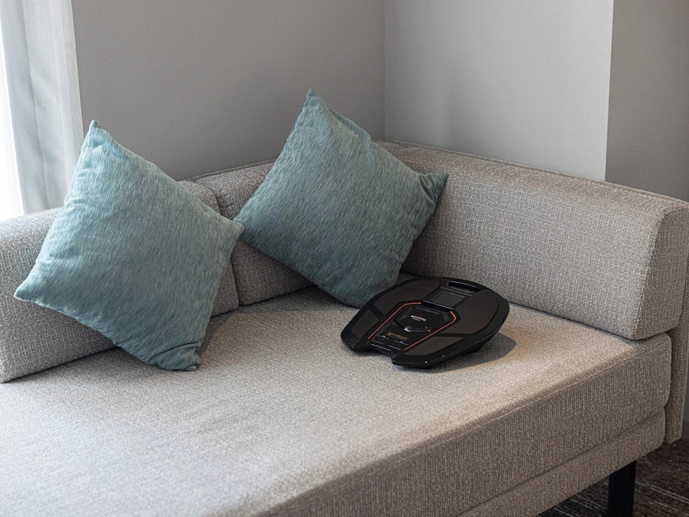 Family Room, Non Smoking(for 5 people) with Welcome Lounge Access photo 3