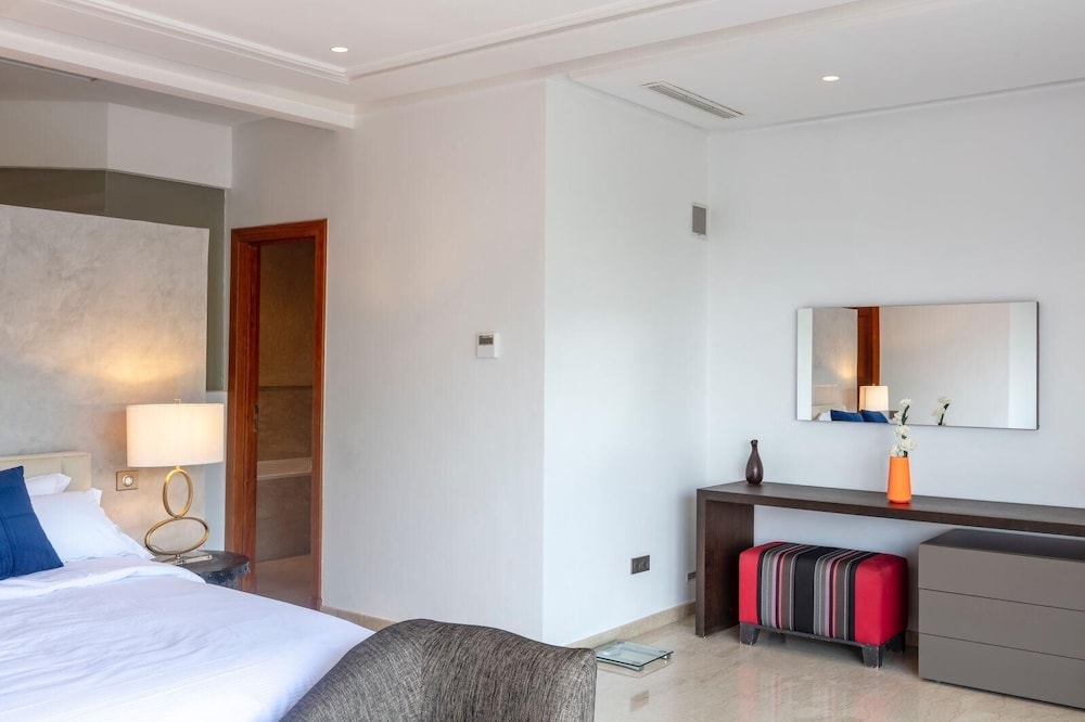 Villa, Multiple Bedrooms, Accessible, Smoking