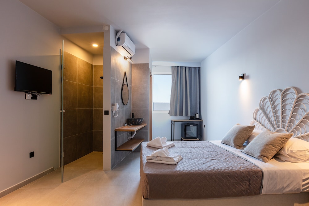 Superior Room With Mountain View photo 2