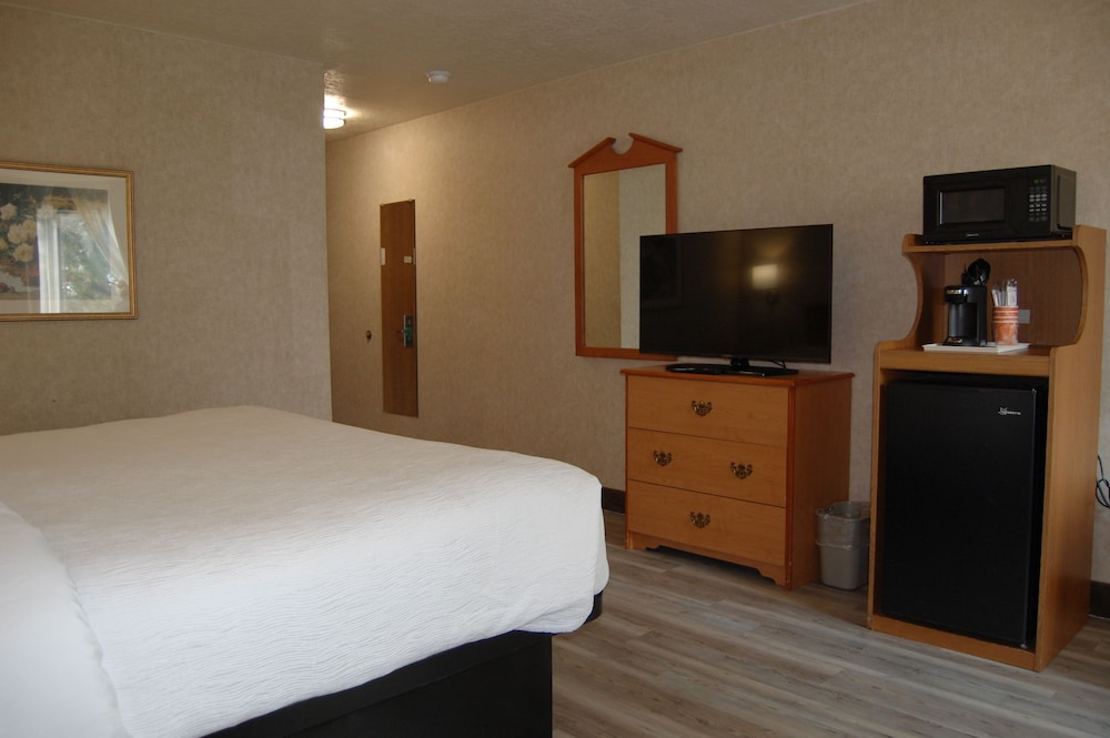 Business Room, 1 King Bed, Accessible, Non Smoking - Photo 2