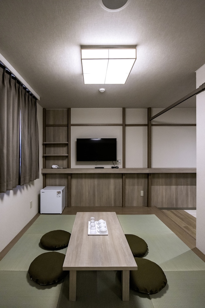 Family Room - Photo 3