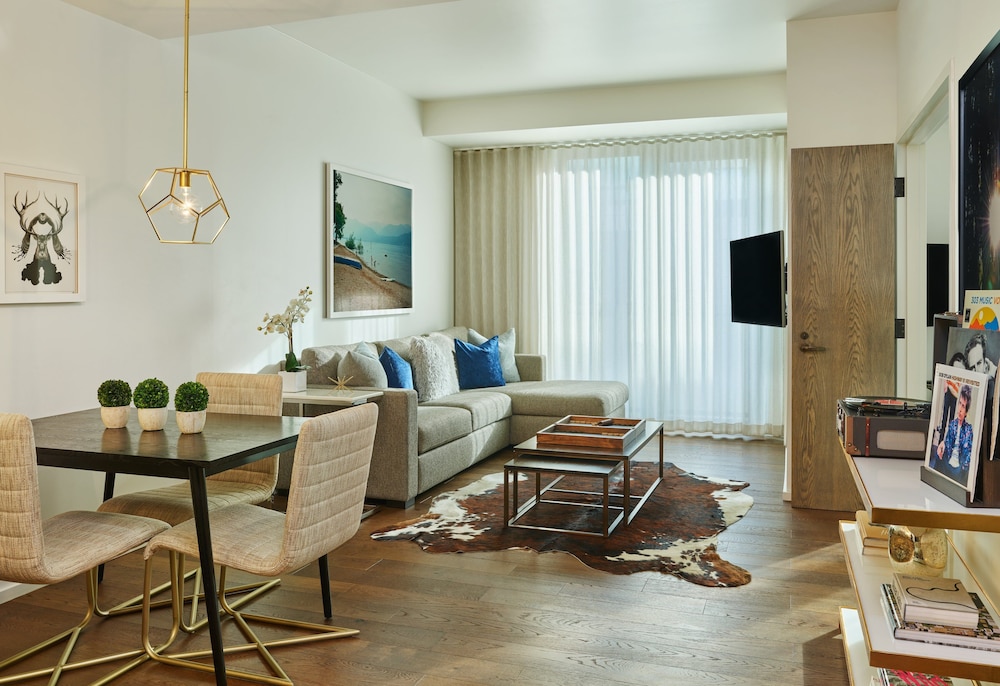 Executive Suite, 1 Bedroom photo 3