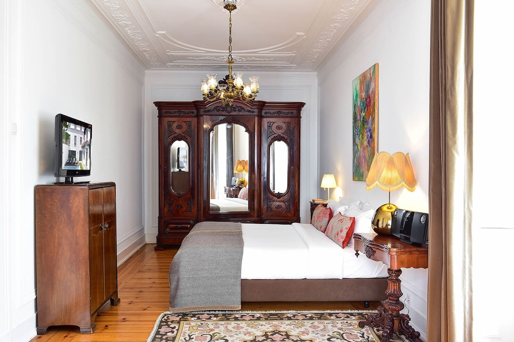 Charm Room - Photo 2