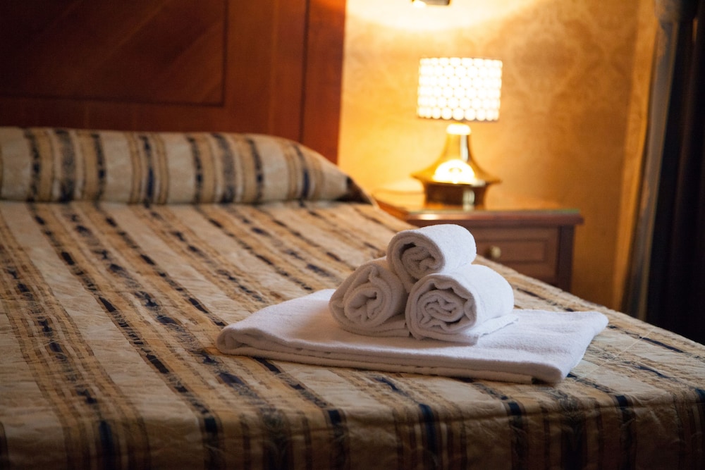 Double Room (Via Catone 21) photo 3