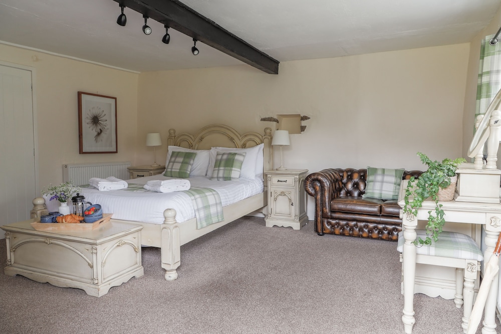 Standard Double Room, Ensuite (room 1 or 5 ) photo 2
