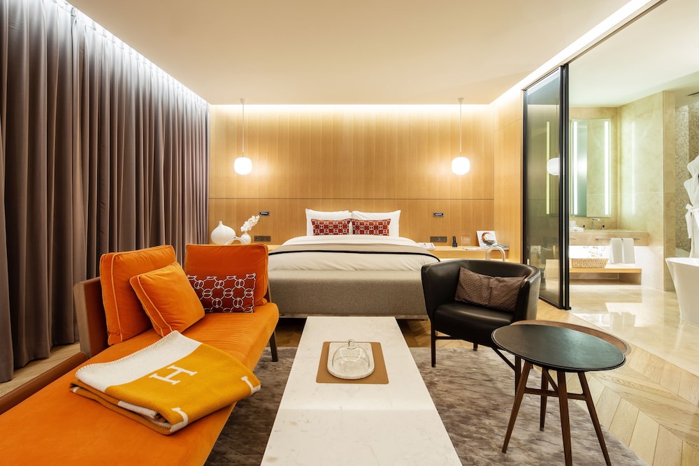Directors Room with Hermes furniture & amenity (Air purifier in room) photo 2
