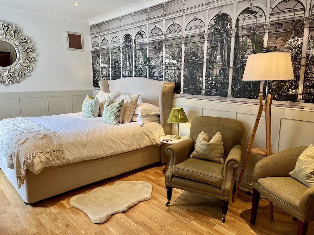 Club Double Room