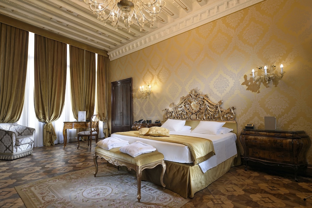 Suite, Canal View photo 3