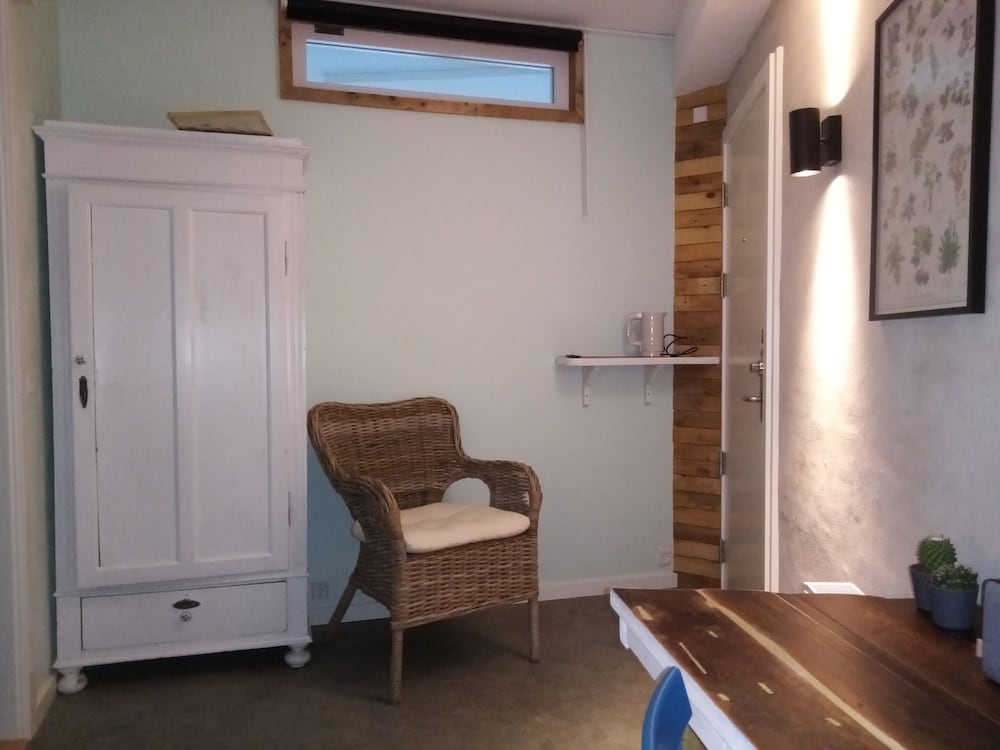 Basic Double Room photo 1