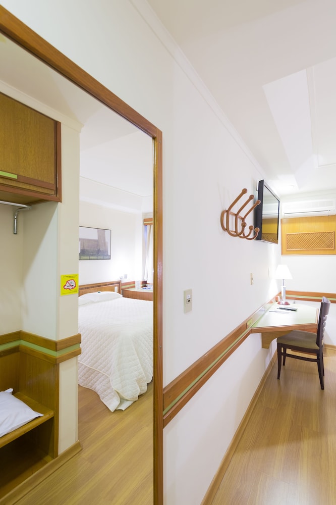 Deluxe Triple Room - Photo 2
