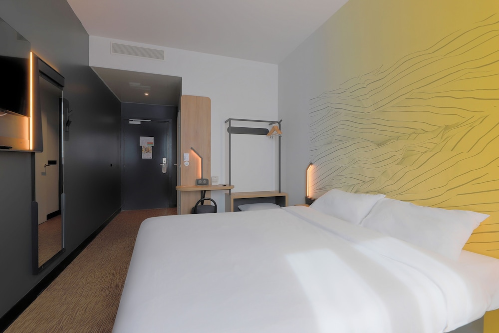 Superior Double Room, Non Smoking - Photo 12