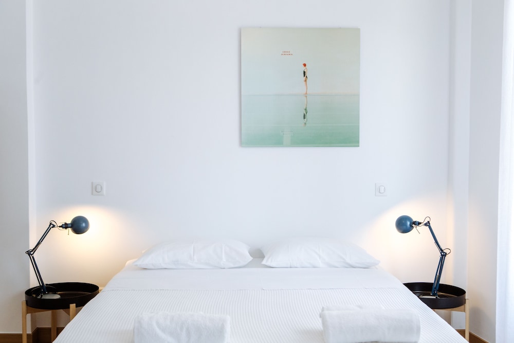 Apartment 4A photo 3