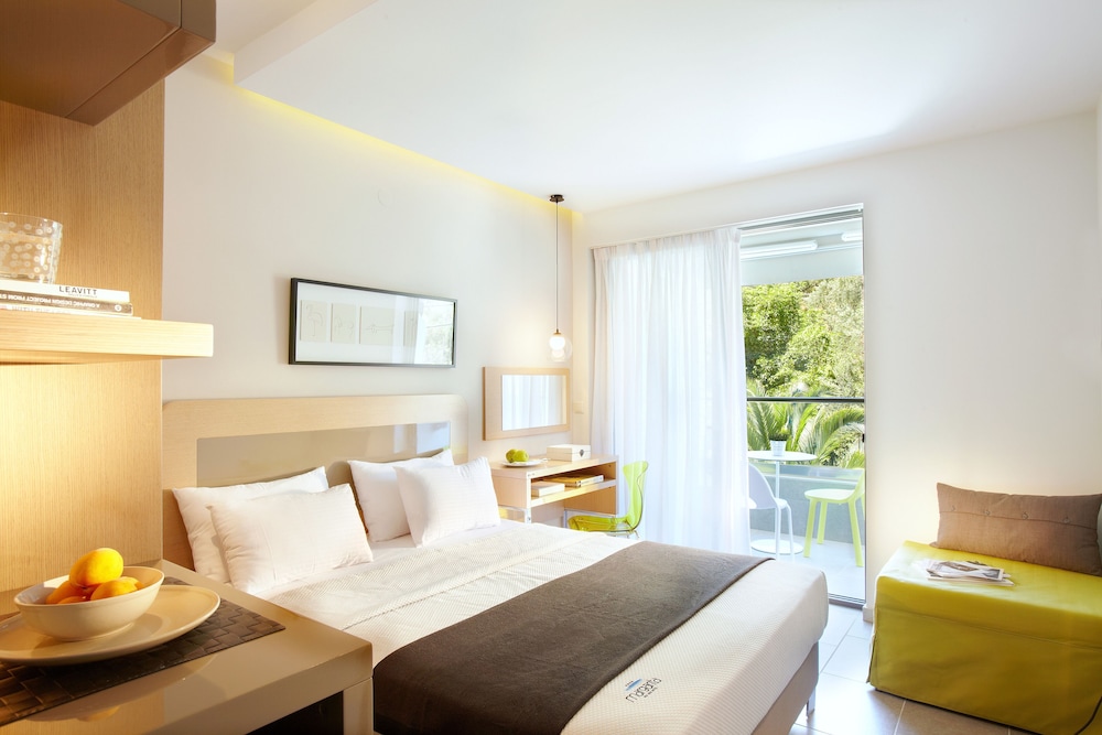 Double Room, Garden View photo 1
