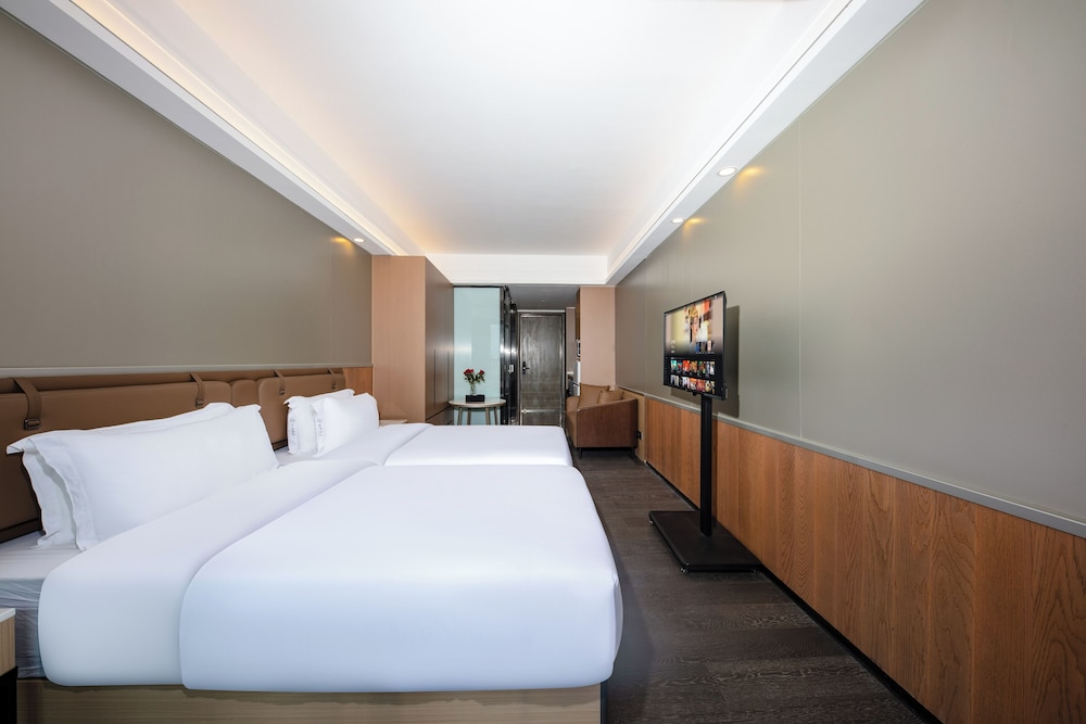 Twin Room With City View (Smart Guest Control+Refrigerator+Washing Machine)