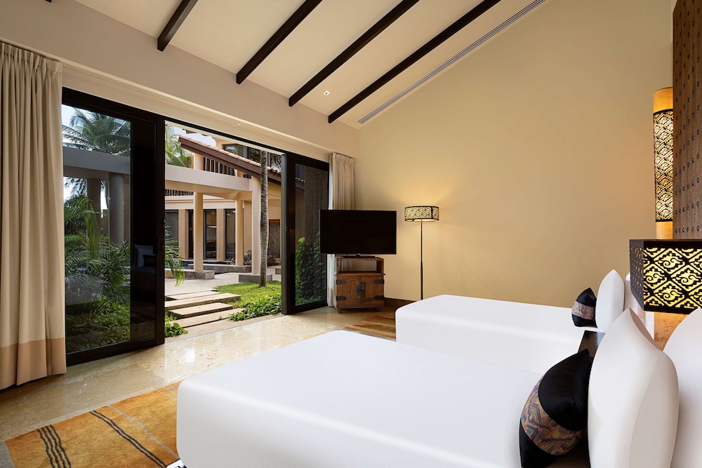 Available room
