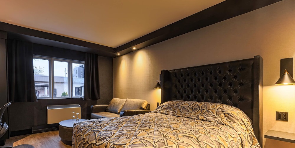 Comfort Triple Room, 1 Queen Bed with Sofa bed