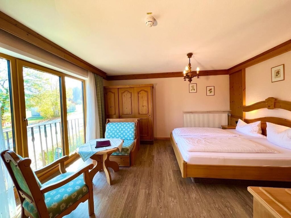 Basic Room photo 1