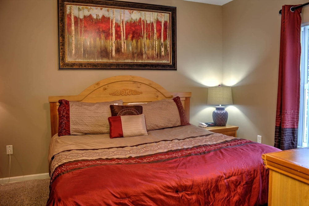 Condo, Multiple Beds (Whispering Pines 231)