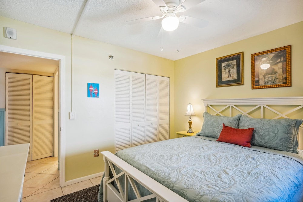 Condo, Multiple Beds (Villa Madeira 504 - Premier) photo 2
