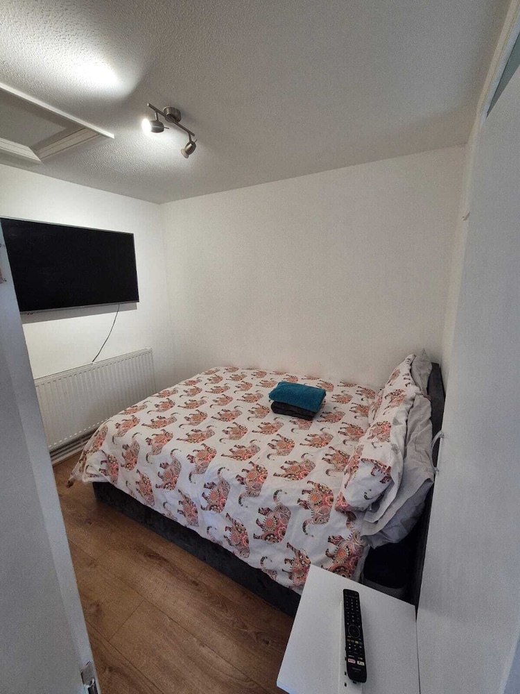 Apartment photo 3