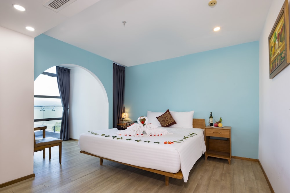 Classic Suite, Sea View - Photo 2