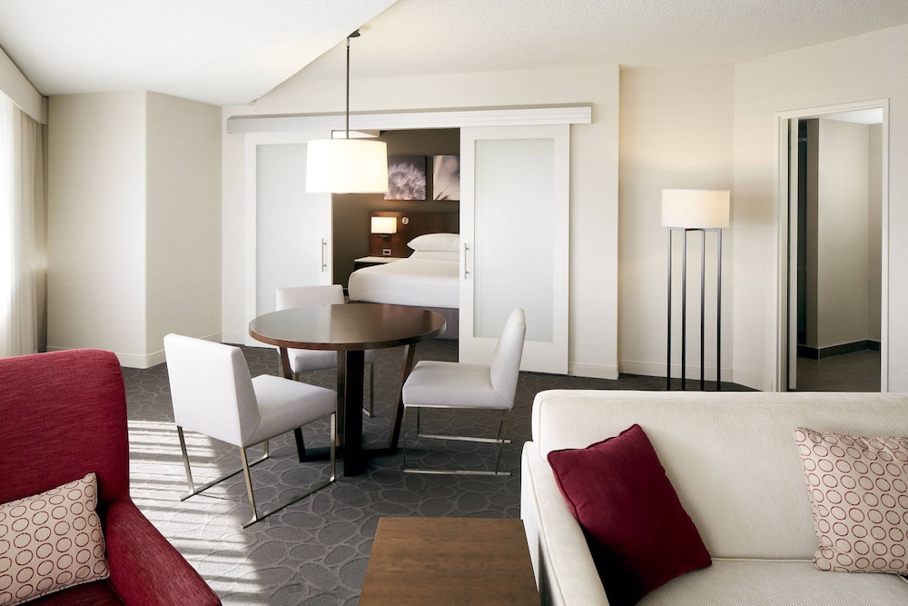 Junior Suite, 1 Bedroom - Photo 3