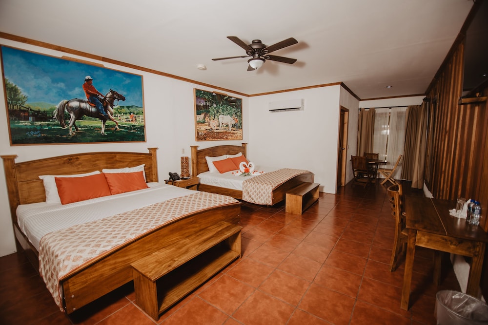 Superior Suite photo 2