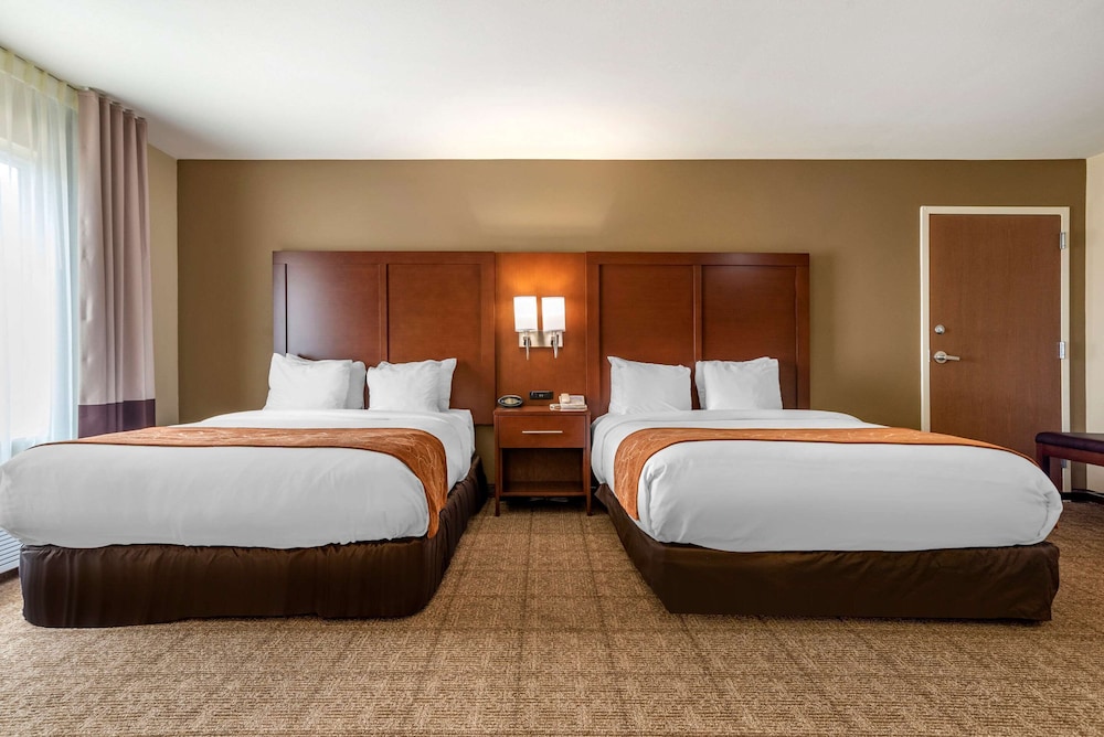Suite, Multiple Beds, Accessible, Non Smoking photo 3