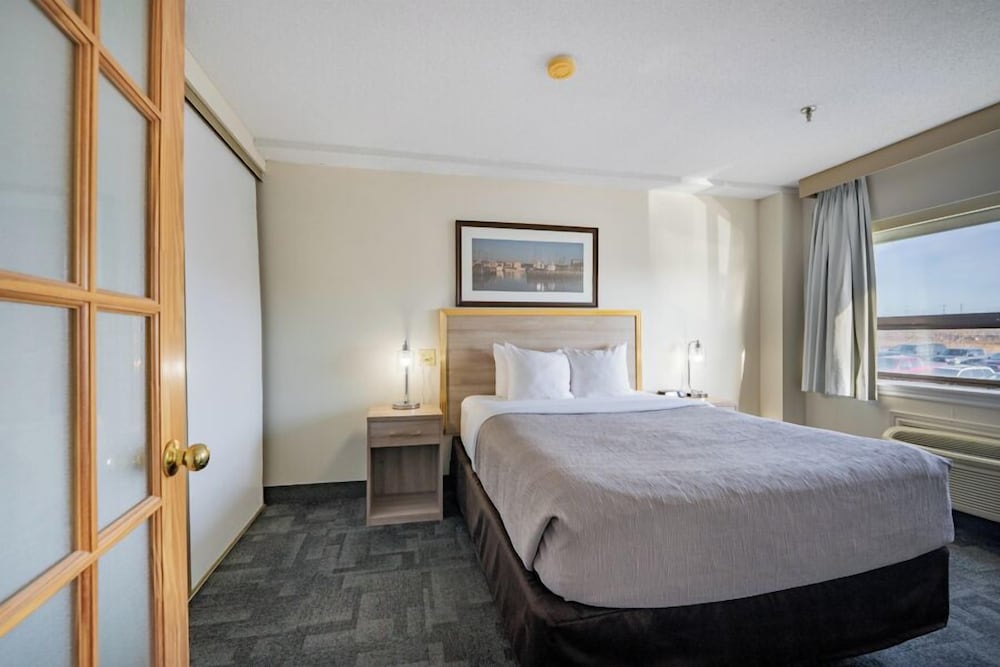Executive Suite, 1 Queen Bed photo 1