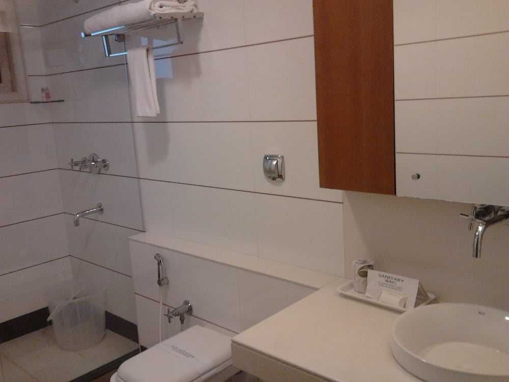 Standard Room, 1 Double Bed - Photo 5