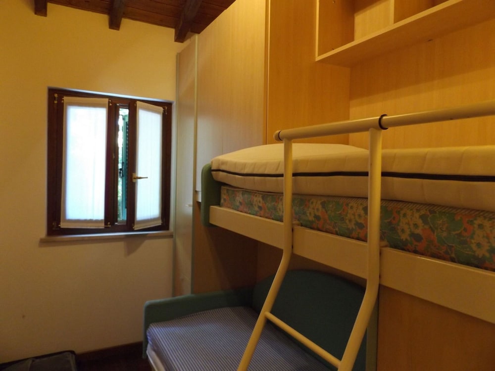 Villa photo 2