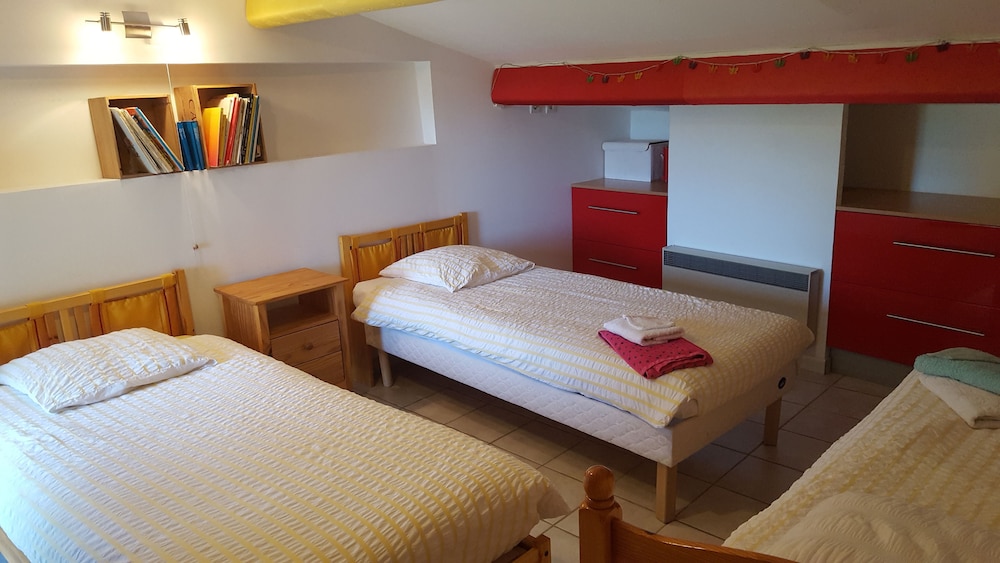 Family Suite (Lavandes) photo 2