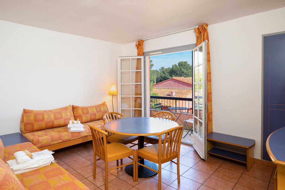Basic Apartment, 1 Bedroom, Non Smoking - Photo 7