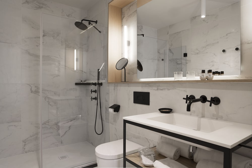 Superior Room - Photo 5