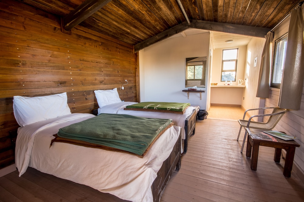 Economy Cabin photo 1