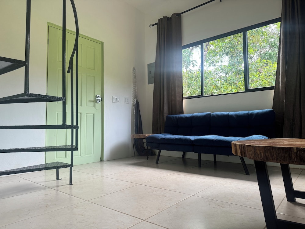 Papaya Jungle House - Queen Bed, Tree Top Terrace photo 2