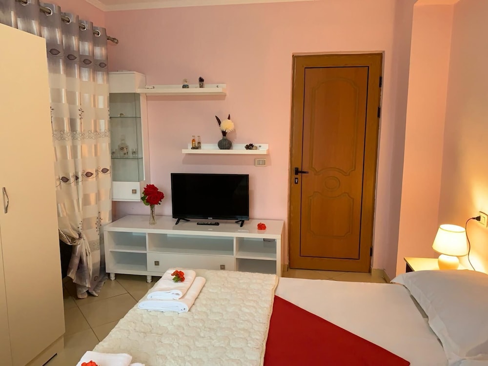 Villa photo 1