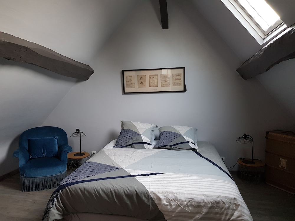 Double or Twin Room - Photo 1